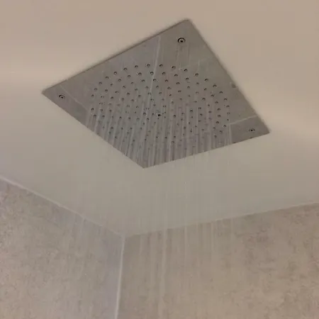 Le Refuge D'orphee Apartamento Versalhes